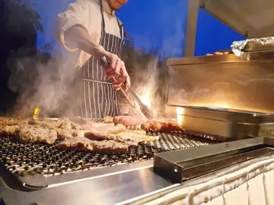 Sprzęt do grillowania w hotelu