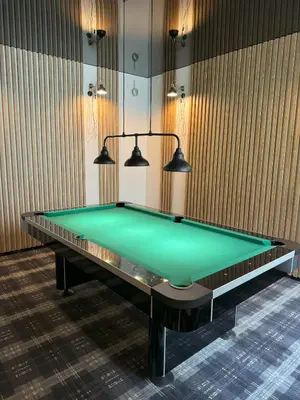 Stół bilardowy w obiekcie Hotel SONATA