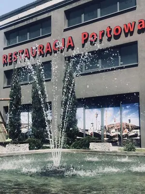 Budynek, w którym mieści się hotel