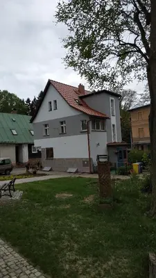 Budynek, w którym mieści się apartament