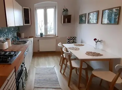 Kuchnia lub aneks kuchenny w obiekcie Lemuria Hostel Szkolna centrum