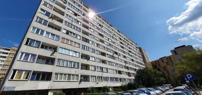 Budynek, w którym mieści się apartament
