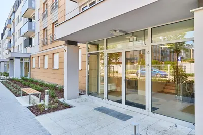 Budynek, w którym mieści się apartament