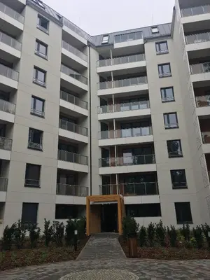 Budynek, w którym mieści się apartament