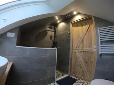 Łazienka w obiekcie Apartament Sady przy Ślęży