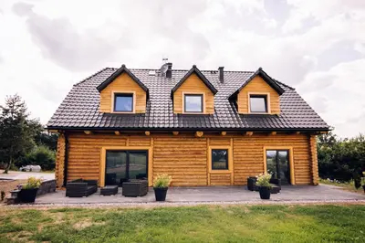 Budynek, w którym mieści się apartament