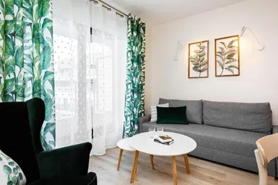 Część wypoczynkowa w obiekcie Apartment Walońska with FREE PARKING Wrocław by Noclegi Renters