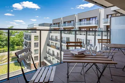 Balkon lub taras w obiekcie Apartment Walońska with FREE PARKING Wrocław by Noclegi Renters