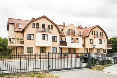 Budynek, w którym mieści się apartament