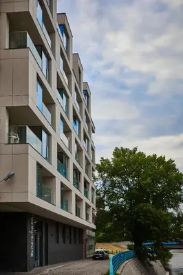 Budynek, w którym mieści się apartament