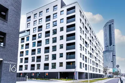Budynek, w którym mieści się apartament