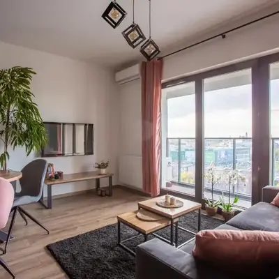 Glamour Apartment City View