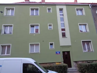 Budynek, w którym mieści się apartament