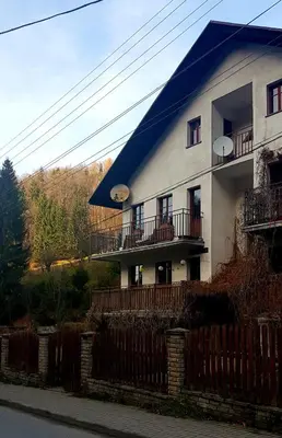 Budynek, w którym mieści się apartament