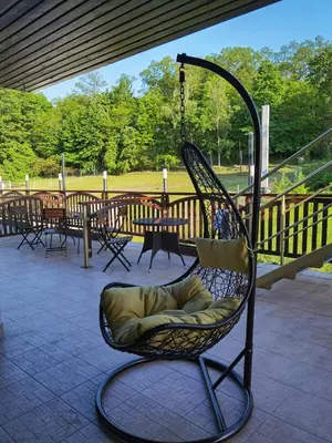 Balkon lub taras w obiekcie Hotelik Dworek Legnickie Pole 4km od Legnicy