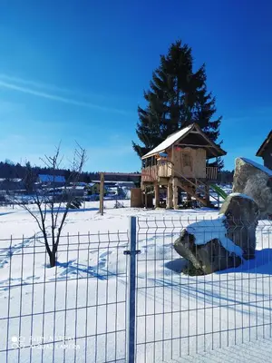Obiekt Apartamenty Golden Village zimą