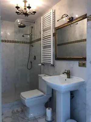 Łazienka w obiekcie APARTAMENT 6 Rynek