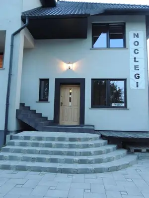 Fasada lub wejście do obiektu BoomerangHouse