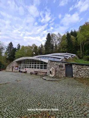Budynek, w którym mieści się apartament