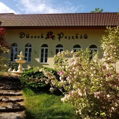DWOREK PESZKÓW