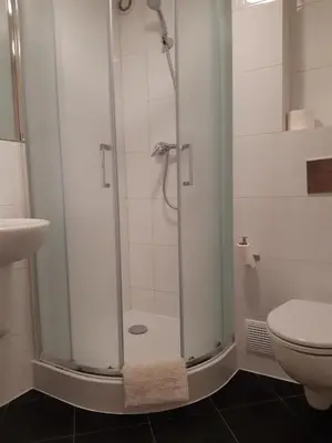 Łazienka w obiekcie SZWEDZKA22 PL Premium Rooms