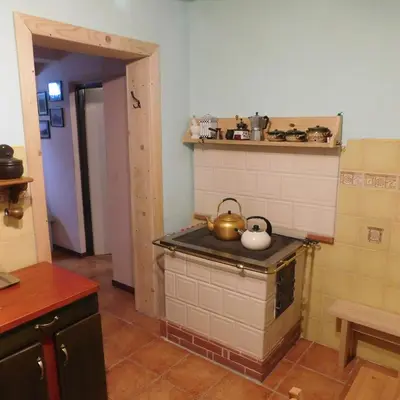 Kuchnia lub aneks kuchenny w obiekcie Birkut Szkoła Przetrwania 1