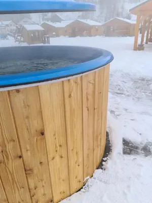 Obiekt DOMKI POD ZIELONYM WZGÓRZEM zimą