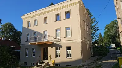 Budynek, w którym mieści się apartament