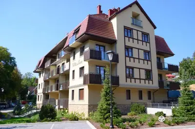 Budynek, w którym mieści się apartament