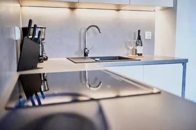 Kuchnia lub aneks kuchenny w obiekcie LAGUNA 20 Apartament Elegancki