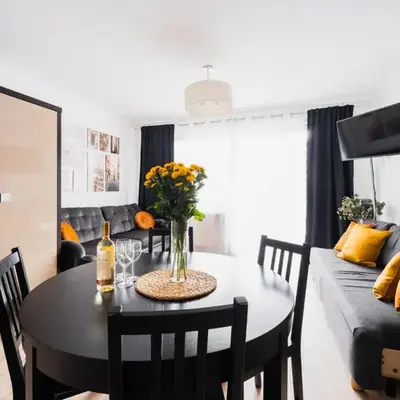 Apartment OLD TOWN - 3 Rooms - 2 Bathrooms - 12 People - Parking Place