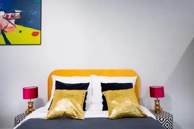 Łóżko lub łóżka w pokoju w obiekcie Apart Kosciuszki Chillout - Old Town by #Hoomvi