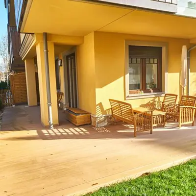 Budynek, w którym mieści się apartament