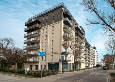 Budynek, w którym mieści się apartament