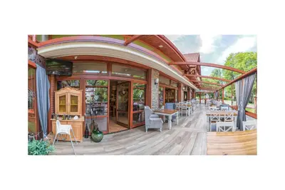 Restauracja lub miejsce do jedzenia w obiekcie Pod Złotym Kasztanem