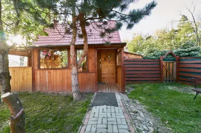 Ogród w obiekcie Domek Pod Lasem