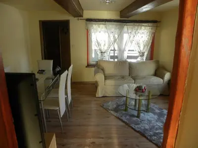 Część wypoczynkowa w obiekcie Apartament z ogrodem - Wiejska Chata