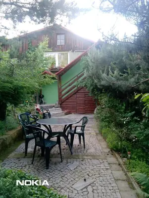 Ogród w obiekcie Apartament z ogrodem - Wiejska Chata