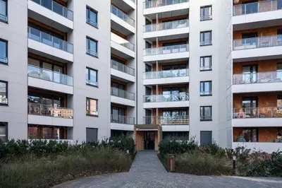 Budynek, w którym mieści się apartament