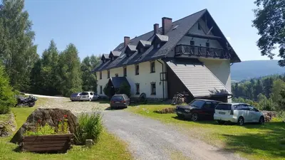 Budynek, w którym mieści się pensjonat