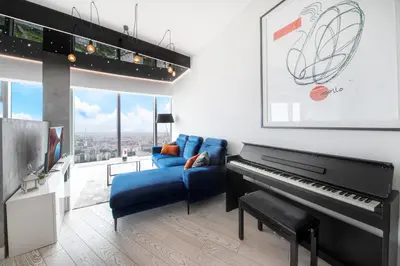 Część wypoczynkowa w obiekcie Apartamenty Sky Tower by BQQK