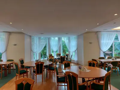 Restauracja lub miejsce do jedzenia w obiekcie Willa Jarzębina