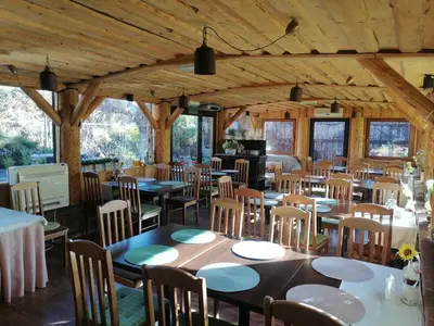 Restauracja lub miejsce do jedzenia w obiekcie Ośrodek Wypoczynkowy MAX
