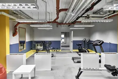 Centrum fitness w obiekcie Exclusive Apartments Marina by Noclegi Renters