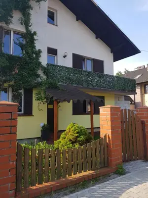 Budynek, w którym mieści się zajazd