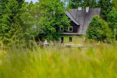 Budynek, w którym mieści się hostel