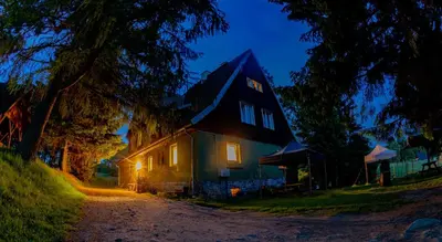 Budynek, w którym mieści się hostel