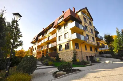 Budynek, w którym mieści się apartament