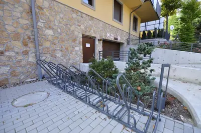 Budynek, w którym mieści się apartament