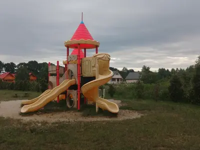 Plac zabaw dla dzieci w obiekcie Nad Zalewem - Kluczbork- domki całoroczne